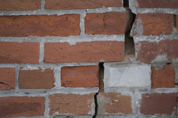 House Tuckpointing in Powell
